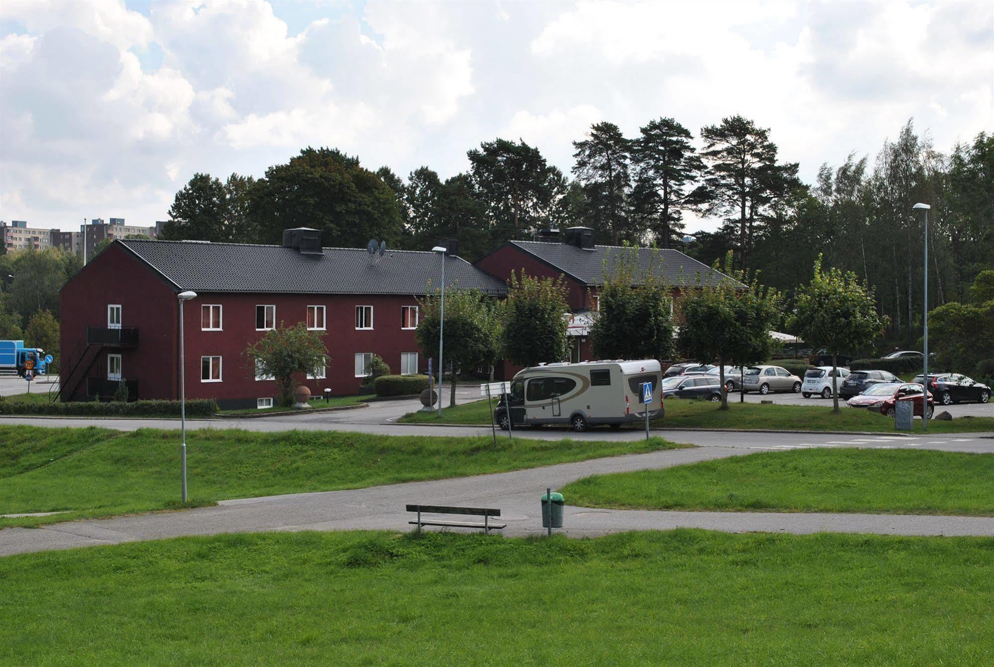 Slagsta Motell & Waerdshus Norsborg Esterno foto